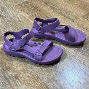Teva Hurricane Drift Sandals Purple W9 M7 Waterproof Strappy Outdoor Water Shoe